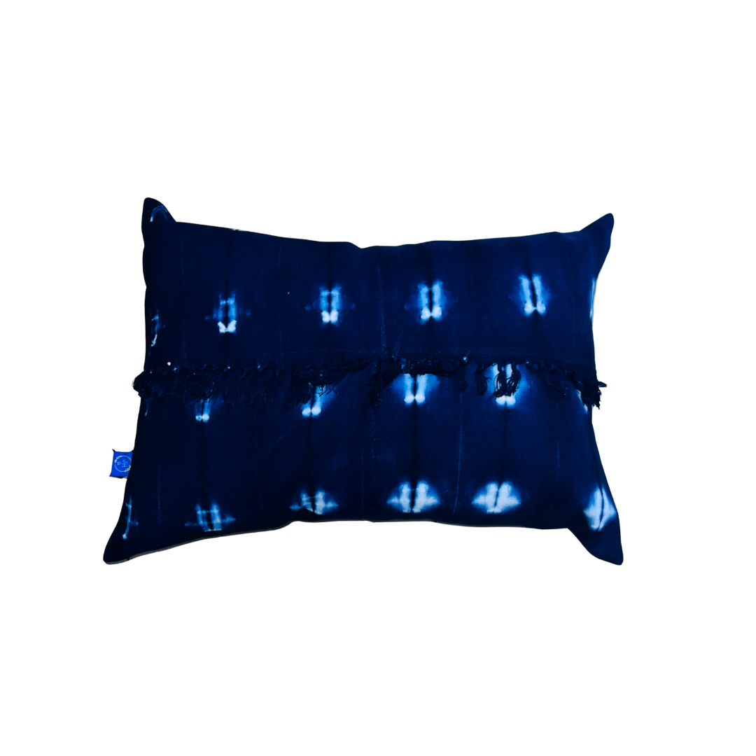 housse de coussin indigo, housse de coussin du senegal, indigo, housse bleue, artisanat ssénégalais, artisanat africain, coussin chambre, beaux coussins africains, coussin artisanal