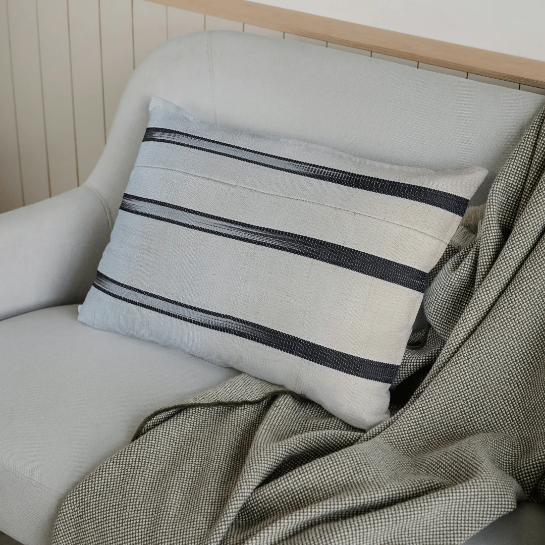 Housse de Coussin en Coton Blanc Faso Dan Fani 50×50 * ECLAT D’HIVER